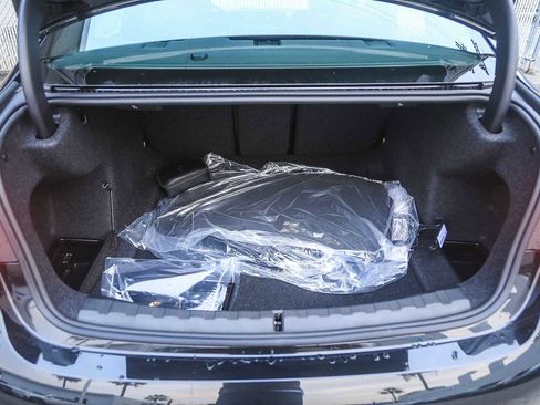 New 2026 BMW 330i Sedan w/ M Sport Package image 22