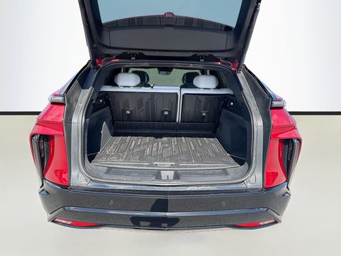 Used 2024 Cadillac Lyriq Sport w/ LPO, Floor Liner Package AWD/4WD image 12