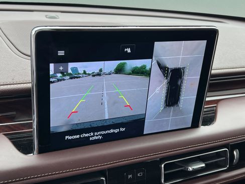 Certified 2024 Lincoln Aviator Black Label w/ Class IV Trailer Tow Package AWD/4WD image 17