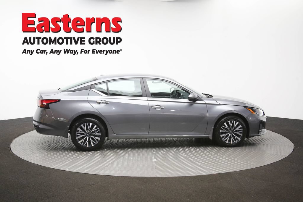 Used 2023 Nissan Altima 2.5 SV AWD/4WD image 45
