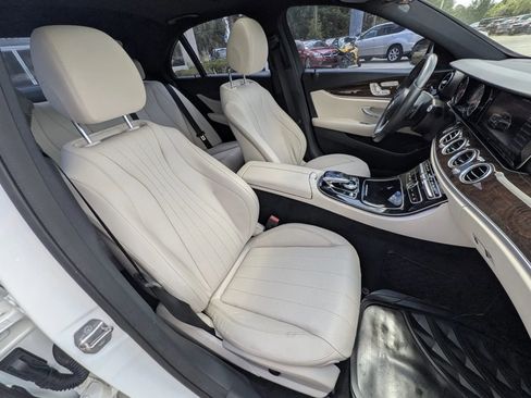 Used 2017 Mercedes-Benz E 300 image 8