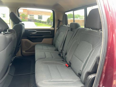 Used 2019 RAM 1500 Big Horn AWD/4WD image 10