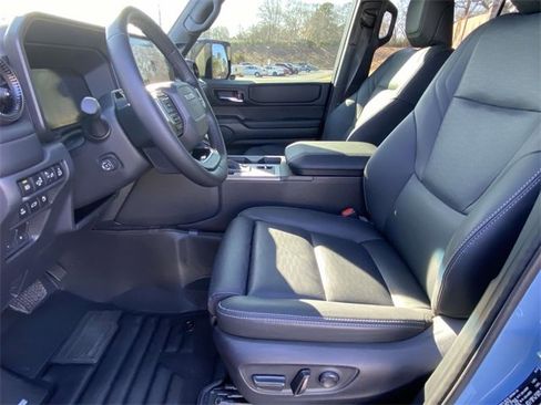 Used 2025 Toyota Land Cruiser image 13