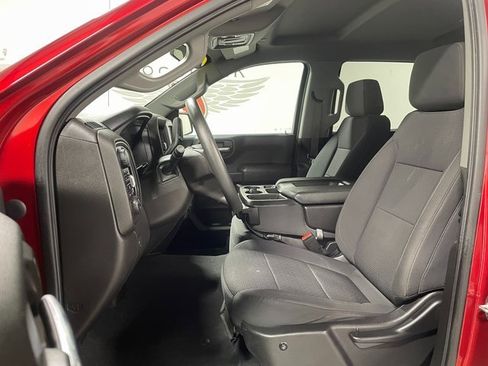 Used 2022 Chevrolet Silverado 1500 Custom Trail Boss w/ LPO, Dark Essentials Package image 11