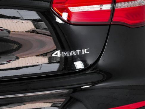 Used 2017 Mercedes-Benz GLC 300 4MATIC Coupe image 48