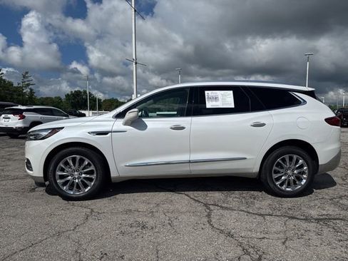 Used 2019 Buick Enclave Premium FWD image 2