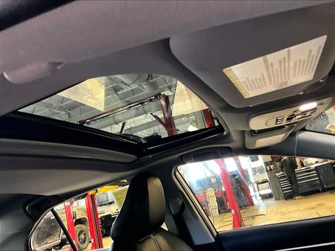 Used 2023 Toyota Camry SE image 22