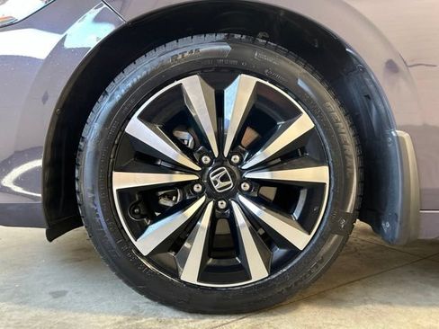 Certified 2023 Honda Civic EX-L image 10