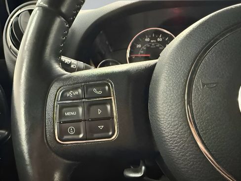 Used 2016 Jeep Wrangler Sport AWD/4WD image 18