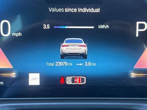 Used 2023 BMW i4 eDrive35 w/ Premium Package RWD image 21