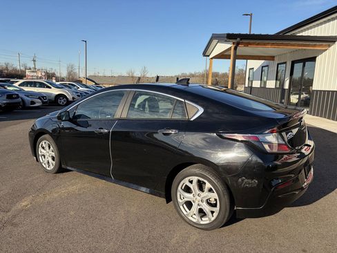 Used 2018 Chevrolet Volt Premier w/ Driver Confidence Package image 14