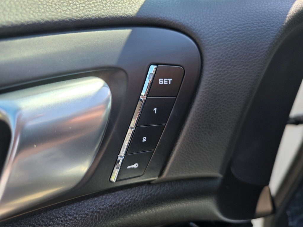 Used 2018 Porsche Cayenne S AWD/4WD image 33