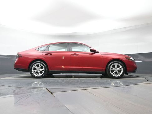 Certified 2023 Honda Accord LX image 30