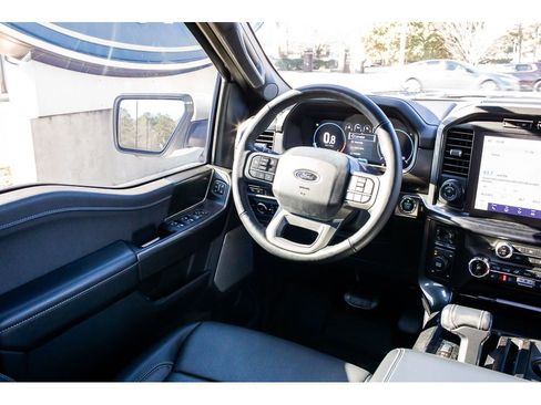 Used 2022 Ford F150 Lariat w/ Equipment Group 502A High image 12