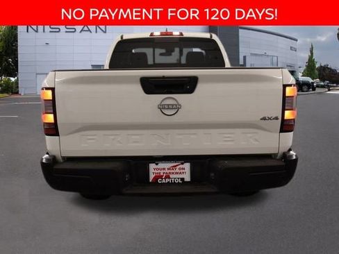 New 2025 Nissan Frontier S image 3
