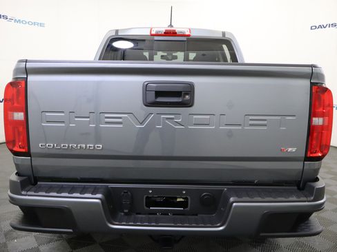 Used 2022 Chevrolet Colorado LT w/ LT Convenience Package image 7