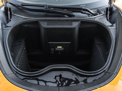 Used 2022 McLaren GT image 48