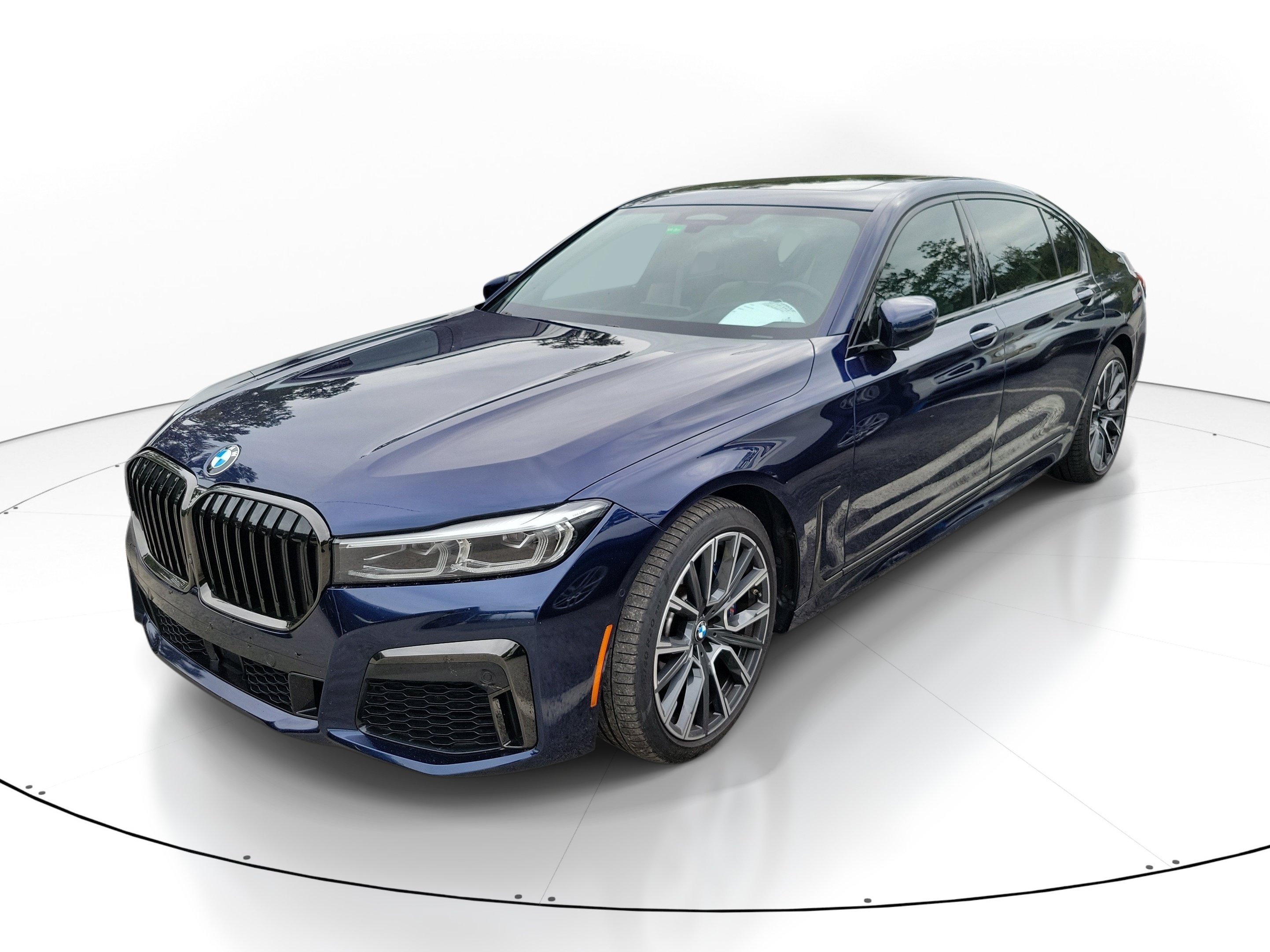 Used 2022 BMW 750i xDrive w/ Executive Package AWD/4WD image 5