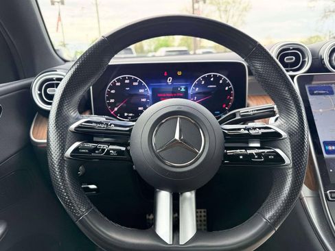 Used 2025 Mercedes-Benz GLC 300 4MATIC w/ AMG Line image 16