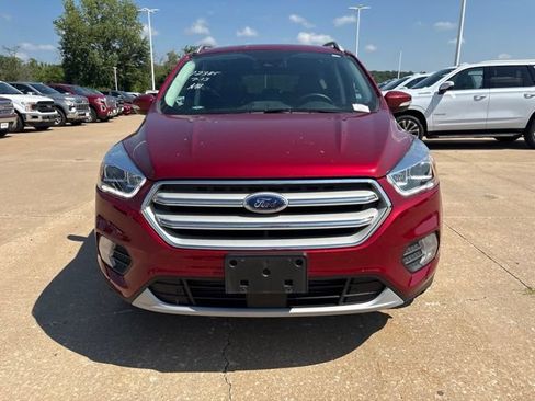 Used 2018 Ford Escape Titanium w/ Ford Safe & Smart Package FWD image 8