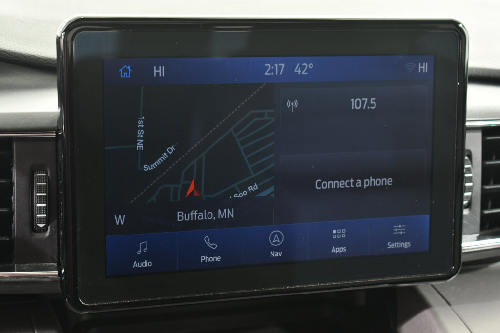 Used 2023 Ford Explorer XLT w/ Equipment Group 202A AWD/4WD image 29