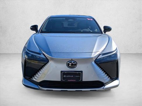 Used 2023 Lexus RZ 450e Premium image 4