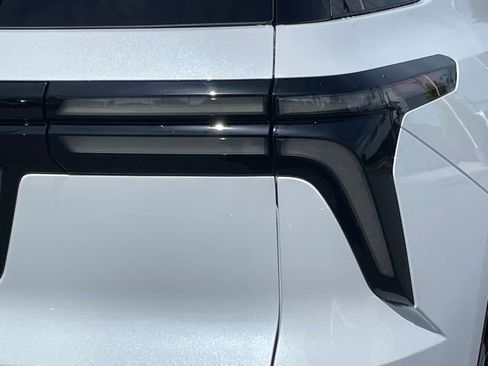 New 2026 Chevrolet Traverse High Country w/ LPO, Floor Liner Package image 14