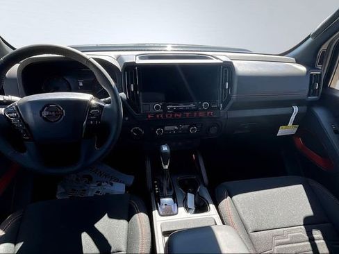 New 2025 Nissan Frontier PRO-4X image 5