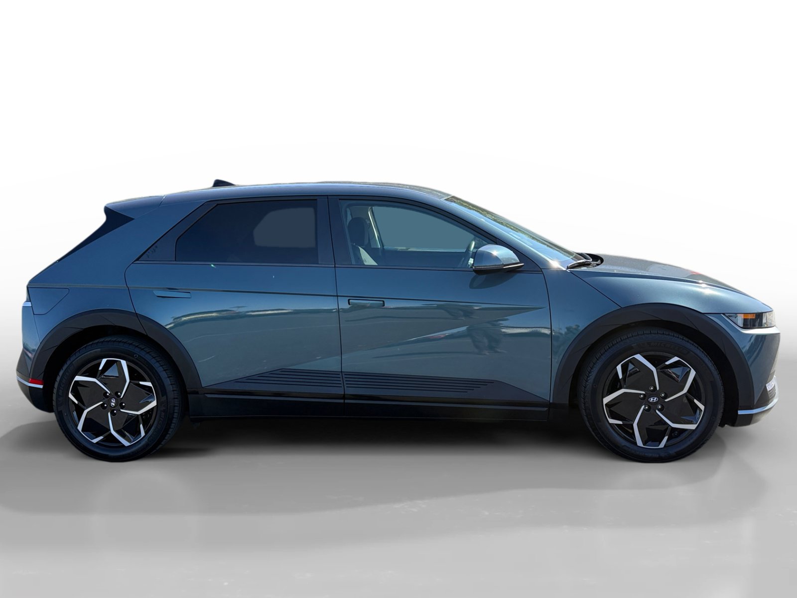 Certified 2024 Hyundai Ioniq 5 SEL RWD image 6