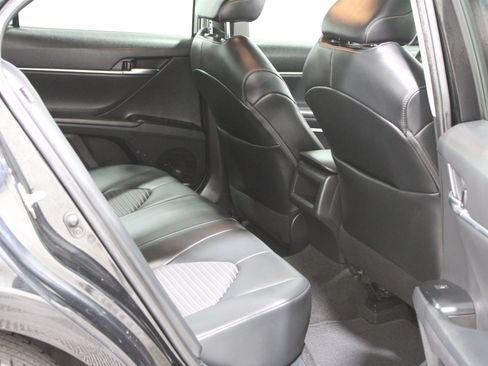 Used 2020 Toyota Camry SE w/ Protection Package (Q2) FWD image 23