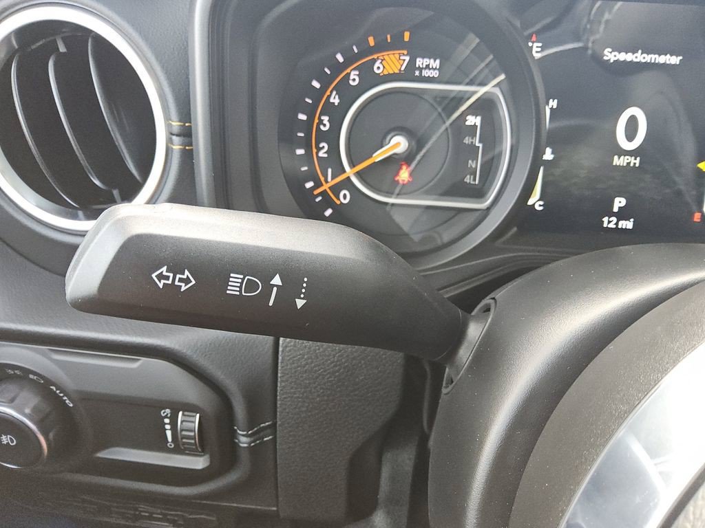 New 2026 Jeep Wrangler Unlimited Sahara AWD/4WD image 24