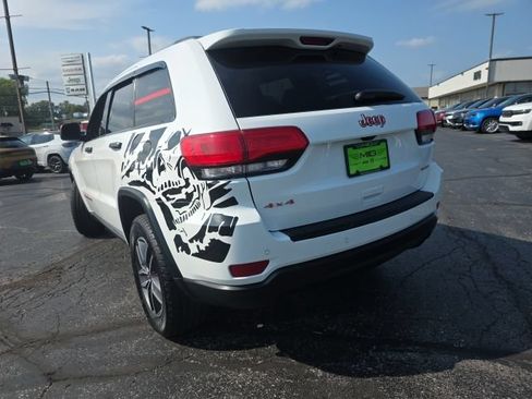 Used 2019 Jeep Grand Cherokee Limited AWD/4WD image 5
