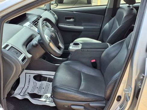 Used 2012 Toyota Prius V Five FWD image 15