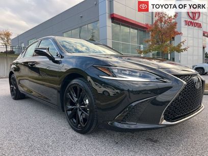 Used 2025 Lexus ES 300h w/ Premium Package