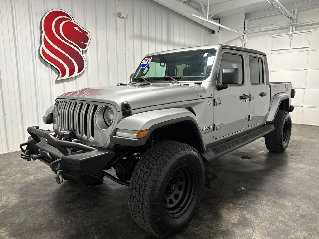 Used 2021 Jeep Gladiator Overland w/ LED Lighting Group AWD/4WD image 1