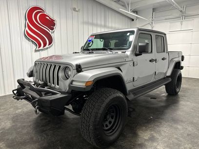 Used 2021 Jeep Gladiator Overland w/ LED Lighting Group