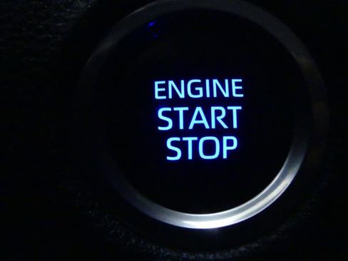 Used 2022 Toyota Tundra SR5 AWD/4WD image 16