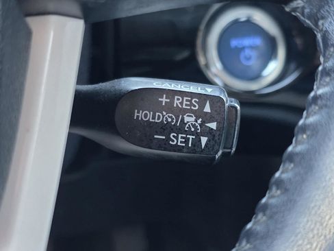 Used 2017 Toyota Prius Prime Plus image 14