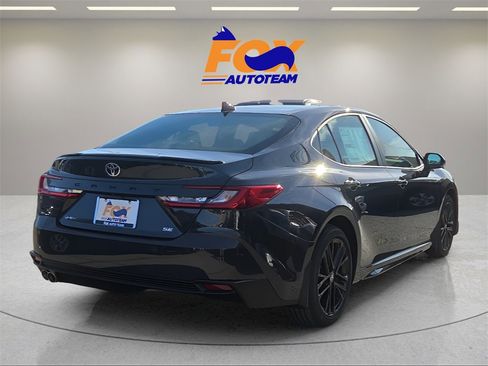 New 2026 Toyota Camry SE image 4