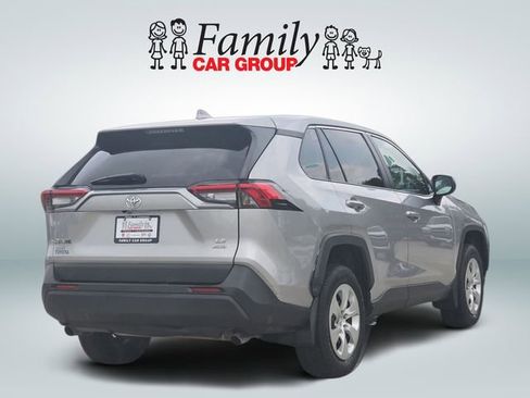 Certified 2023 Toyota RAV4 LE AWD/4WD image 4