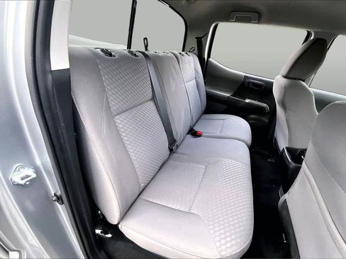 Used 2023 Toyota Tacoma SR5 w/ Technology Package AWD/4WD image 20