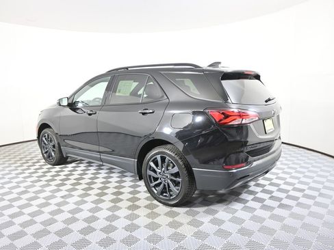 Used 2023 Chevrolet Equinox RS image 4