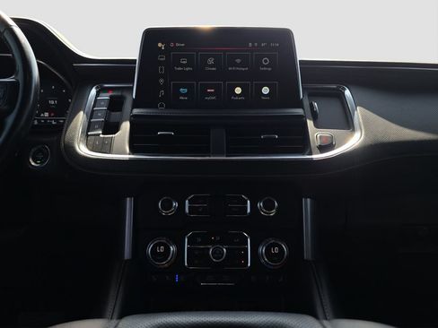 Used 2023 GMC Yukon SLT AWD/4WD image 14