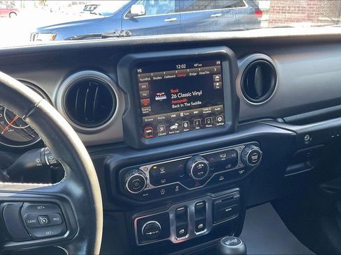 Used 2021 Jeep Wrangler Sport S image 6