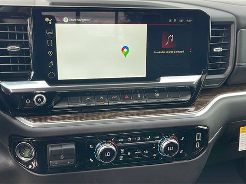 New 2026 GMC Sierra 1500 Elevation image 17