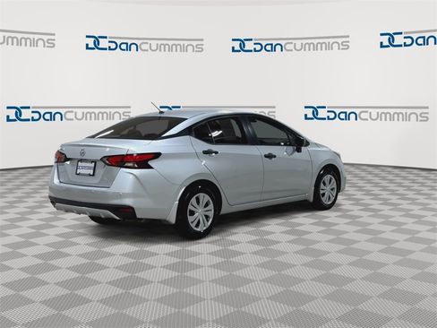 Used 2022 Nissan Versa S image 8