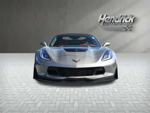 Used 2015 Chevrolet Corvette Z06 w/ 3LZ Preferred Equipment Group RWD image 3