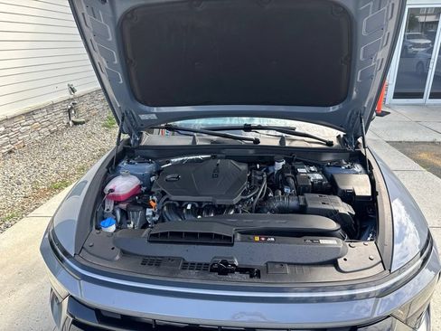 Used 2025 Hyundai Sonata SEL FWD image 46