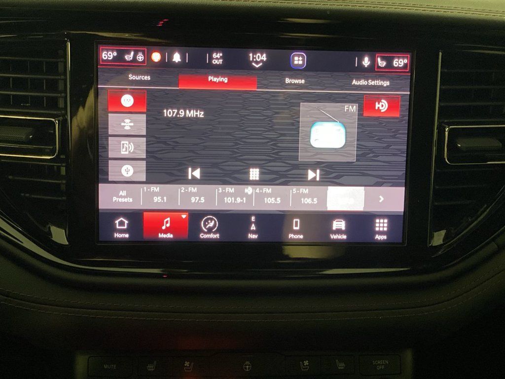Used 2022 Dodge Durango R/T RWD image 12