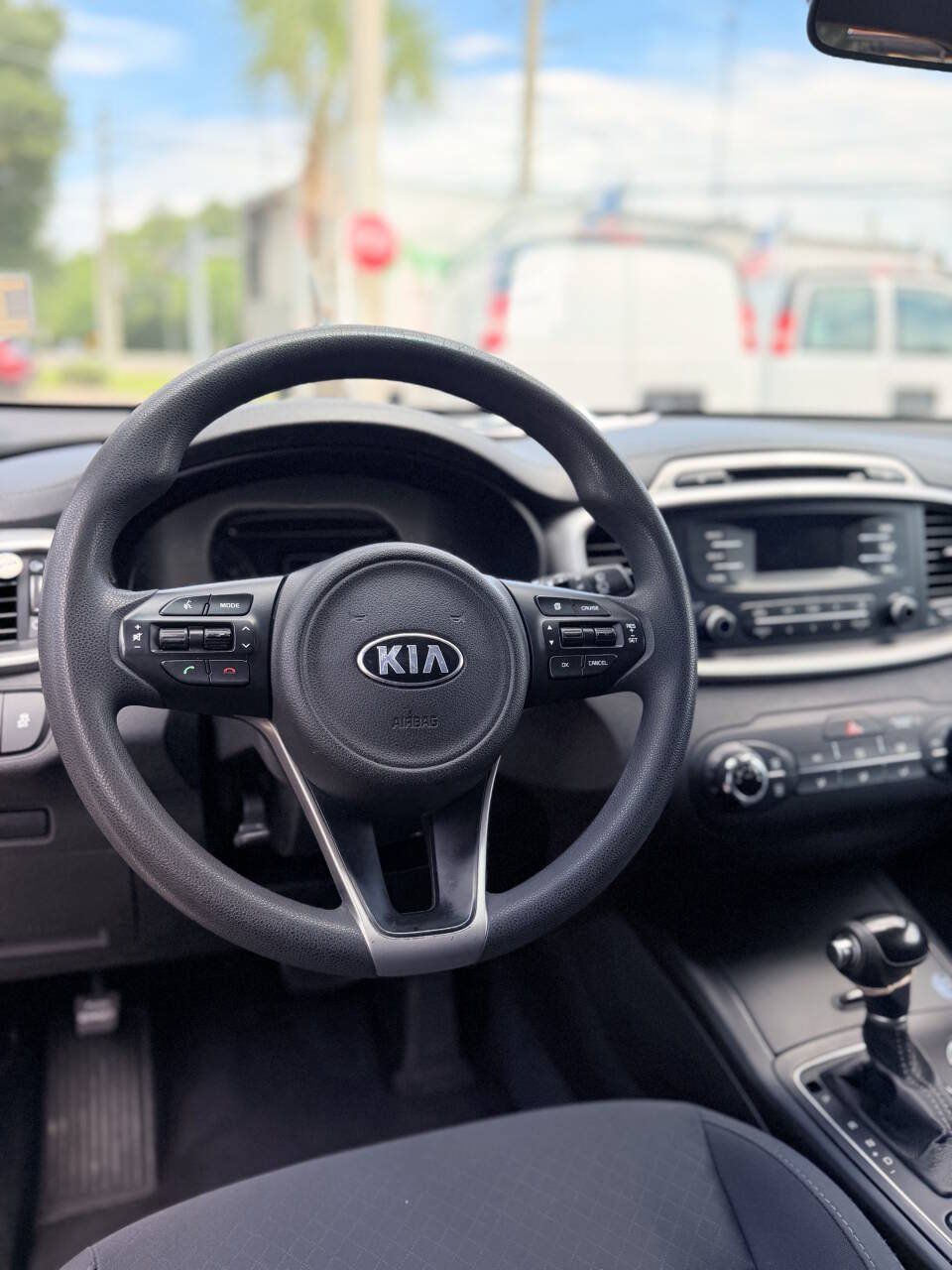 Used 2017 Kia Sorento L FWD image 21